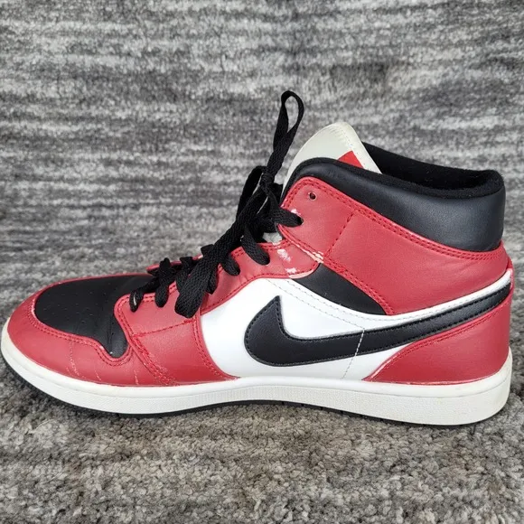 Nike Air Jordan 1 Mid Chicago Black Toe Black Gym Red 554724-069 Men's Size 12