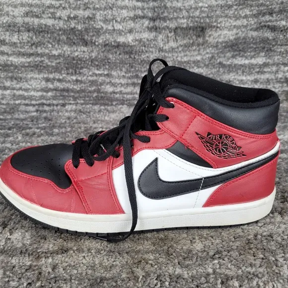 Nike Air Jordan 1 Mid Chicago Black Toe Black Gym Red 554724-069 Men's Size 12