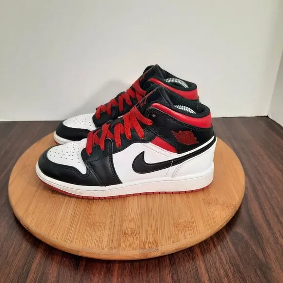 Nike Air Jordan 1 Mid Kids Size 3.5Y Shoes Gym Red Black Basketball Sneakers