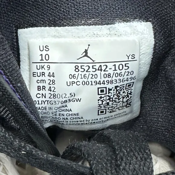 Nike Air Jordan 1 Mid SE Court Black Toe 852542-105 10 Purple