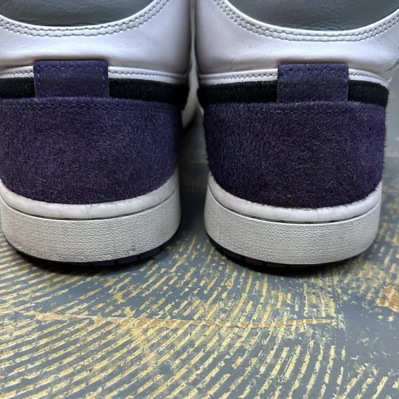 Nike Air Jordan 1 Mid SE Court Black Toe 852542-105 10 Purple