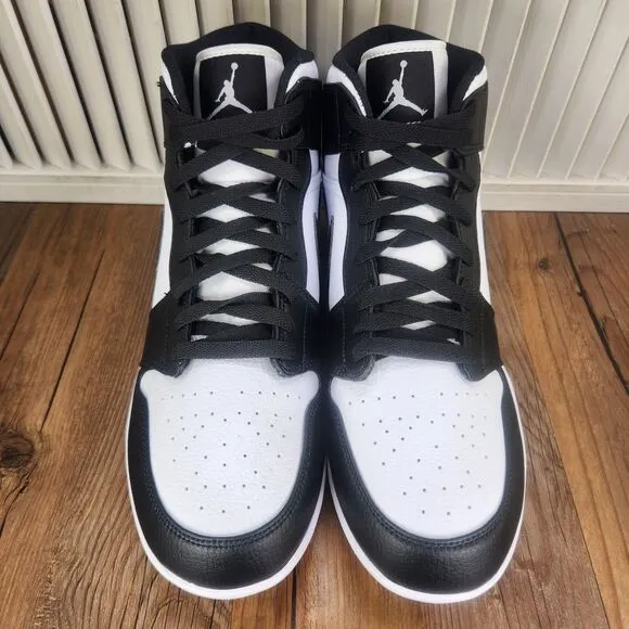 Nike Air Jordan 1 Mid TD Mens 10.5 Black White Panda Football Cleats FJ6805-100