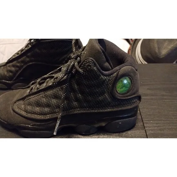 Nike Air Jordan 13 Retro 884129-011  Youth Size 5.5Y Great Condition