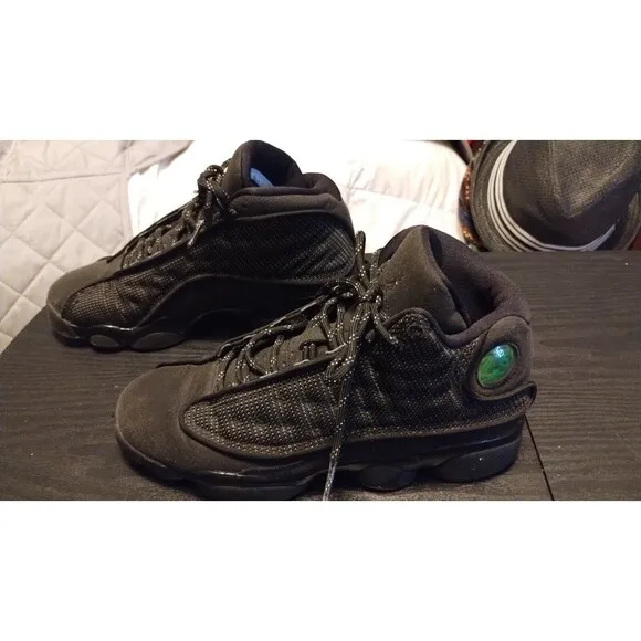 Nike Air Jordan 13 Retro 884129-011  Youth Size 5.5Y Great Condition