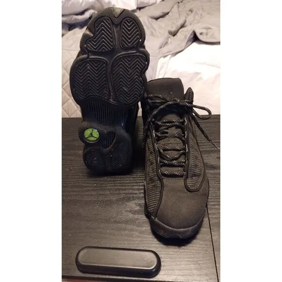Nike Air Jordan 13 Retro 884129-011  Youth Size 5.5Y Great Condition
