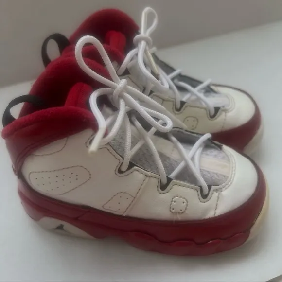 NIKE AIR JORDAN 9 Retro Gym Sneakers Toddler Sz 7C Athletic Leather Comfy Casual