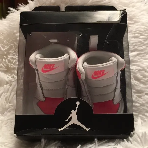 Nike Air Jordan CB sz 2C NWT **BONUS*****shoes included 0-6 months