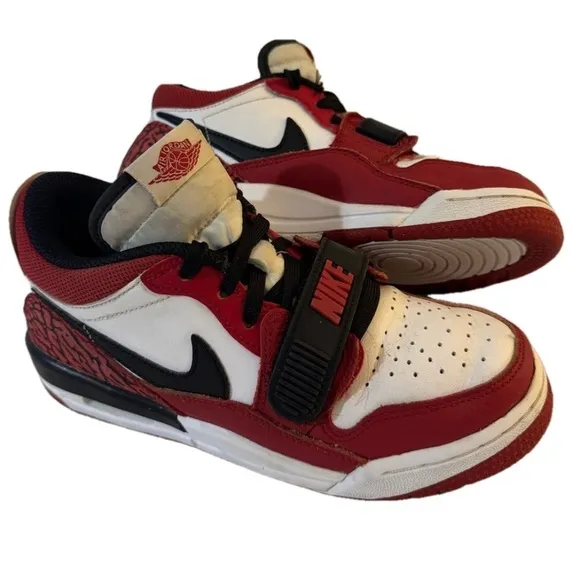 Nike Air Jordan Legacy 312 Chicago Low Badketball Sneakers Court Shoes 4 Youth