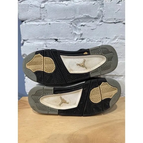 Nike Air Jordan Retro 4 SE Craft &quot;Medium Olive&quot; FB9928-200 6Y/Women's 7.5