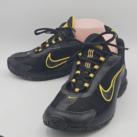 Nike Air max 340126-001 shoes size 5.5 Y black / yellow