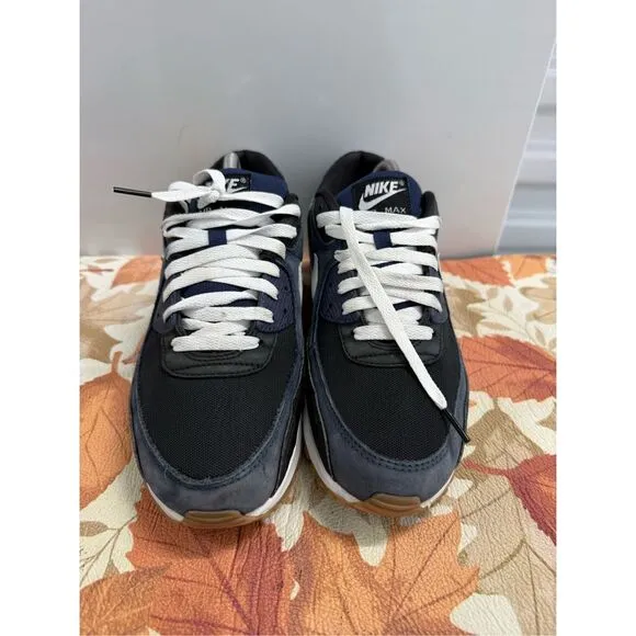 Nike Air Max 90 Midnight Navy Gum Men's Size 9 Black Athletic Shoes FB9658-400