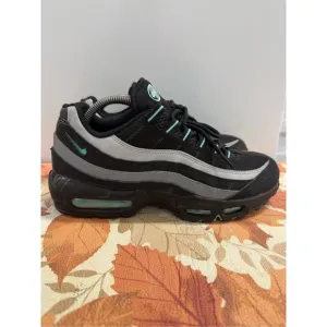 Nike Air Max 95 Jade Jewel JD Exclusive HV6062-001 Men's Size 9.5