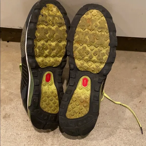 Nike Air Max Mens Flywire Shoes Size 12👟🖤💚