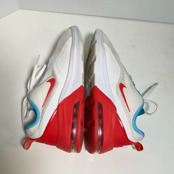 Nike Air Max Motion 2 Womens Athletic Running Women’s Size 8 Red White Blue