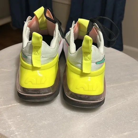 Nike Air Max Up Barely GreenVolt CZ1639 size 7.5