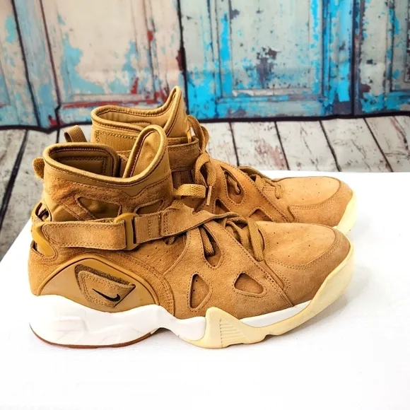Nike Air Unlimited &quot;Flax Wheat&quot;