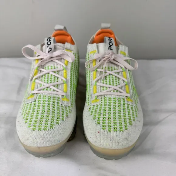 NIKE AIR VAPORMAX 2021 Flyknit Feel Love Womens White/Green Running Shoes CLEAN