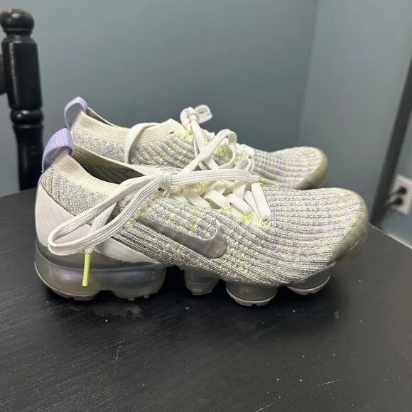 Nike Air Vapormax Flyknit 3 Barely Volt White Shoes AJ6910-102 Womens Size 5.5