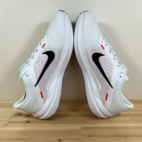 Nike Air Winflo 10 road running shoes Mens 10.5 White Black Light Crimson DV4022