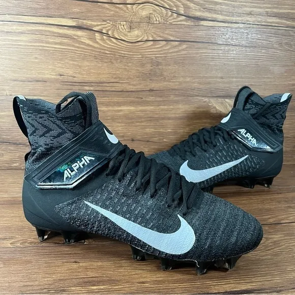 Nike Alpha Menace Elite 2 Black Football Cleats Athletic Shoes Men’s Size 11.5