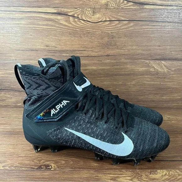 Nike Alpha Menace Elite 2 Black Football Cleats Athletic Shoes Men’s Size 11.5