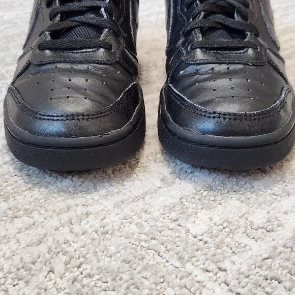 Nike big kids Court Borough Mid 2 sneakers shoes black size 7 youth