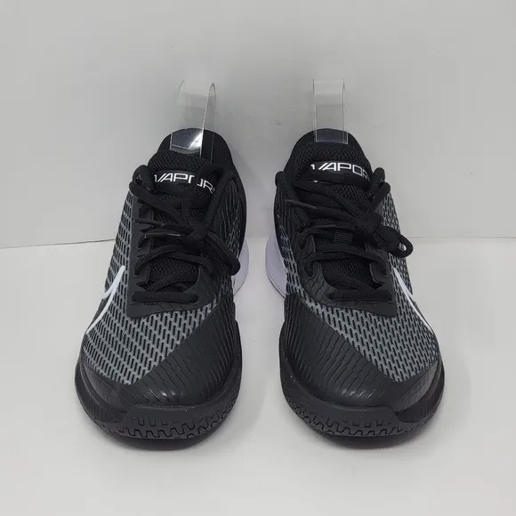 Nike Court Air Zoom Vapor Pro 2 Womens Size 6.5 Black White Shoes FB2200-001 New