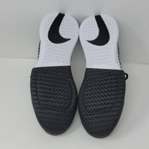 Nike Court Air Zoom Vapor Pro 2 Womens Size 6.5 Black White Shoes FB2200-001 New