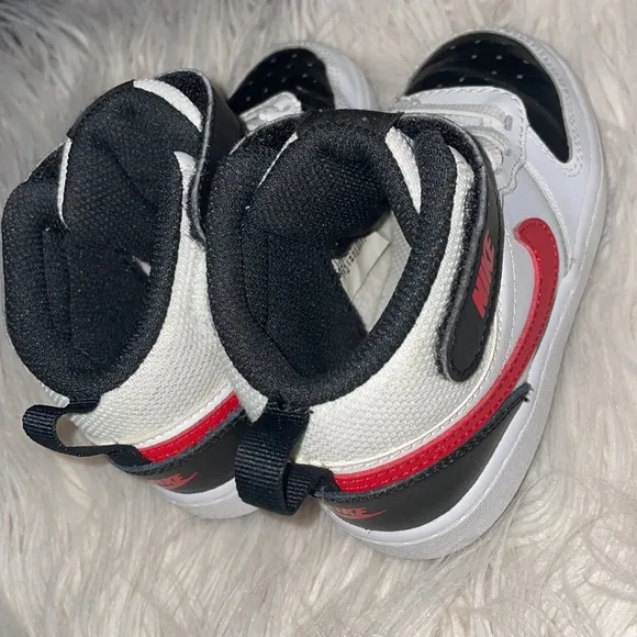 Nike Court Borough Kids Shoes Sz 9C