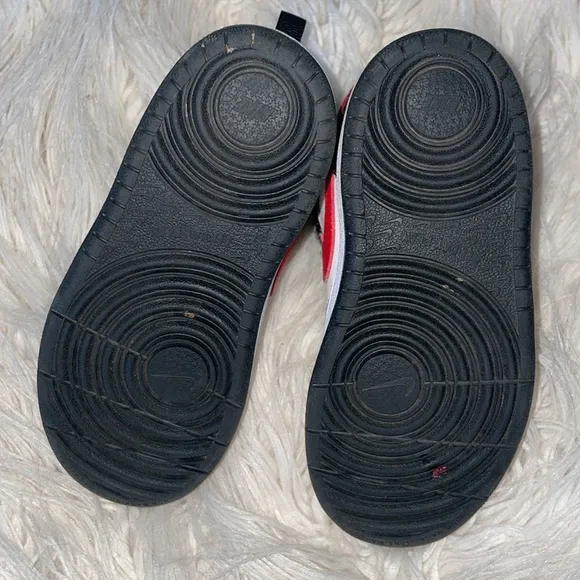 Nike Court Borough Kids Shoes Sz 9C