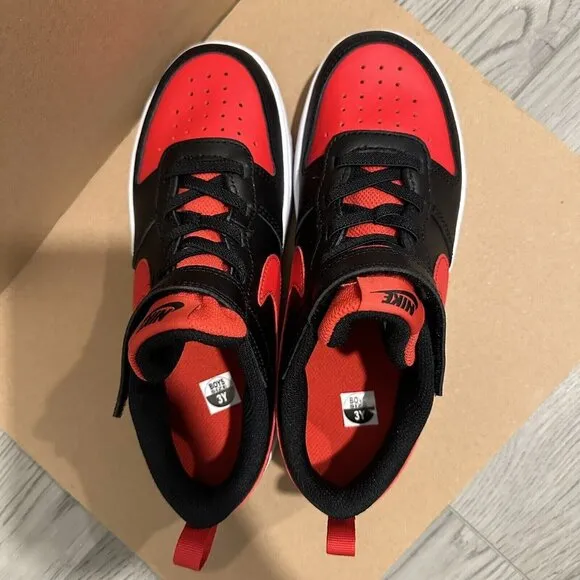 Nike Court Borough Low 2 Pre-School Kids (Size 3Y) Black/Red (BQ5451 007)