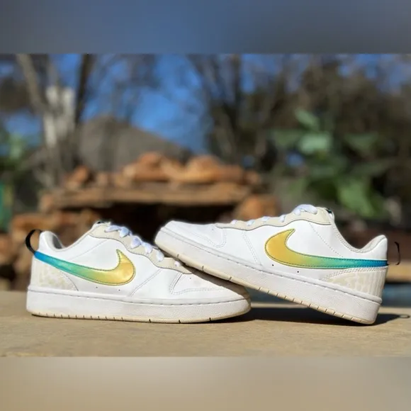 Nike Court Borough Low 2 SE GS “Unlock Your Space“ - Size 5.5Y, 7 Women’s