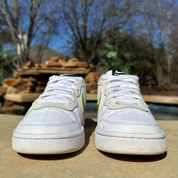 Nike Court Borough Low 2 SE GS “Unlock Your Space“ - Size 5.5Y, 7 Women’s