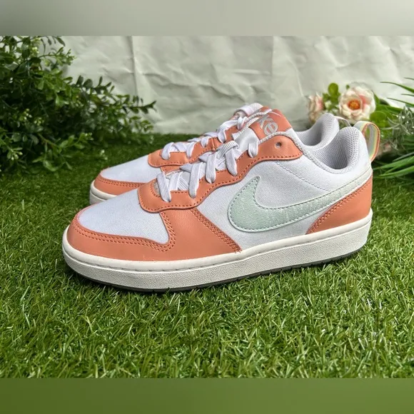Nike Court Borough Low 2 SEOlder Kids' Shoes size 4.5Y new  White/Light Madder