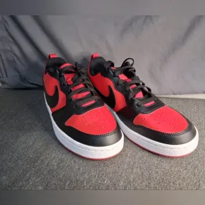 Nike Court Borough Low Recraft DV5456-600 Youth Size 7y Red and Black