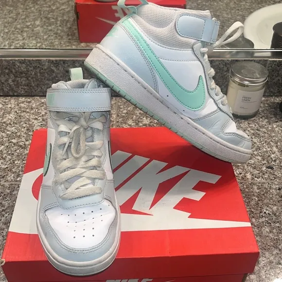 Nike Court Borough Mid 2 Big Kids' Shoes