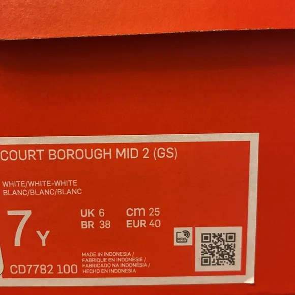 Nike Court Borough Mid 2Big Kids' Shoes new size 7Y