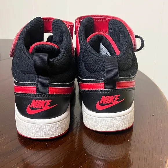 Nike Court Borough Mid Youth Kids Shoes Sz 5.5 Y