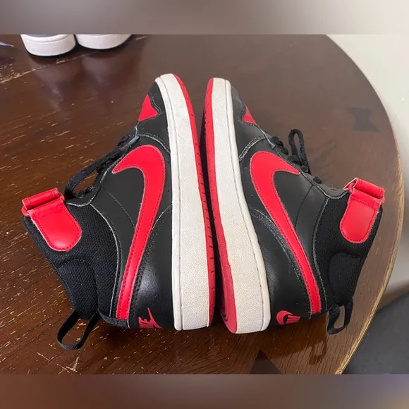 Nike Court Borough Mid Youth Kids Shoes Sz 5.5 Y