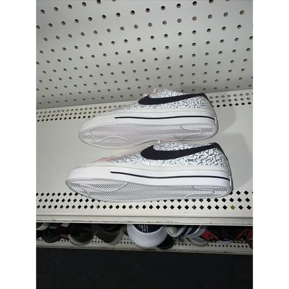 Nike Court Legacy SDC Womens Athletic Shoes Sneakers Size 6.5 DJ1454-100