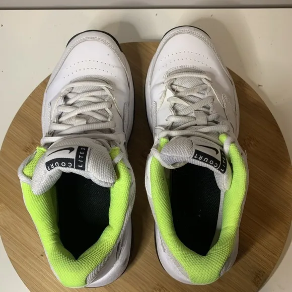 NIKE Court Lite 2 Volt Mens Shoes Size 6.5 White Green AR8836-107 Sneakers