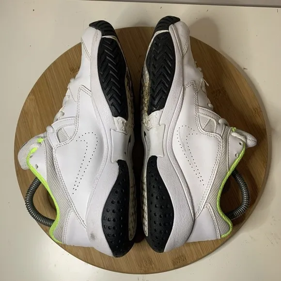 NIKE Court Lite 2 Volt Mens Shoes Size 6.5 White Green AR8836-107 Sneakers