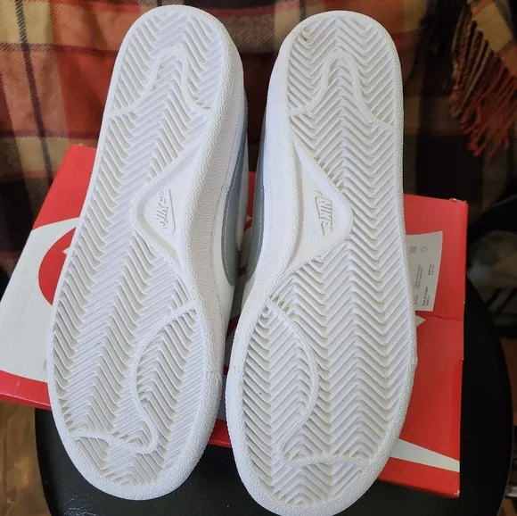 Nike Court Royale Shoes