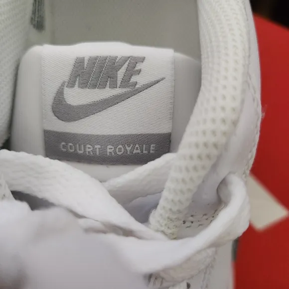 Nike Court Royale Shoes