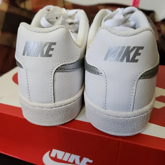 Nike Court Royale Shoes