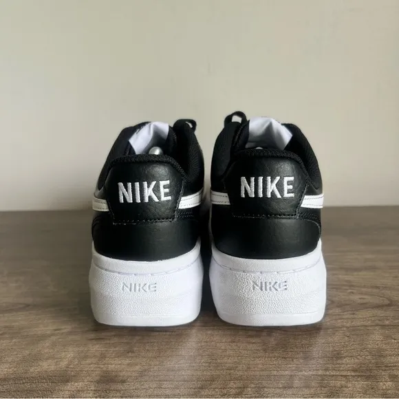Nike Court Vision ALTA Leather Women's Shoe Size 9.5 #B1640