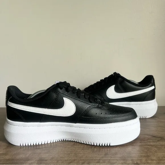 Nike Court Vision ALTA Leather Women's Shoe Size 9.5 #B1640