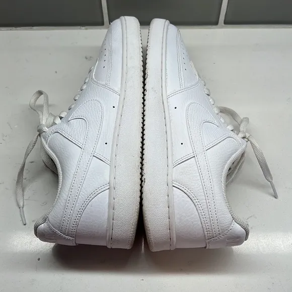 Nike Court Vision Low Basketball Sneakers Men’s Size 9 All White