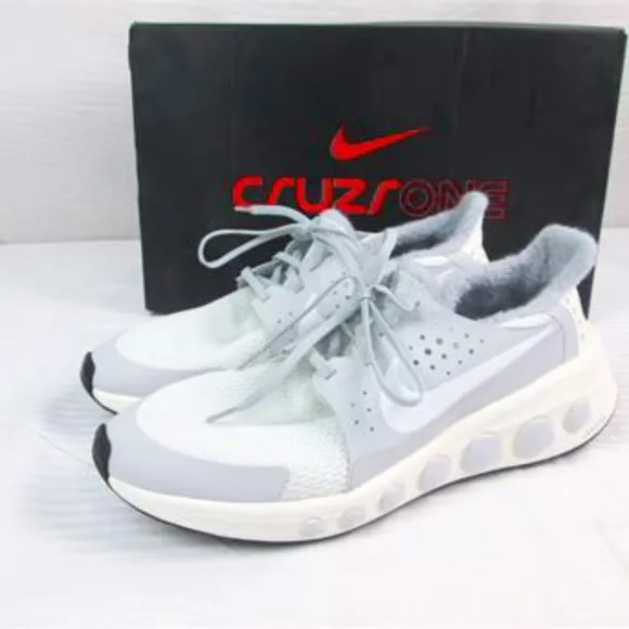 Nike Cruzrone Men's Tennis shoes-Size 14-Like New!