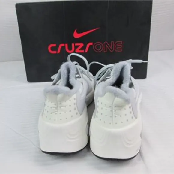 Nike Cruzrone Men's Tennis shoes-Size 14-Like New!